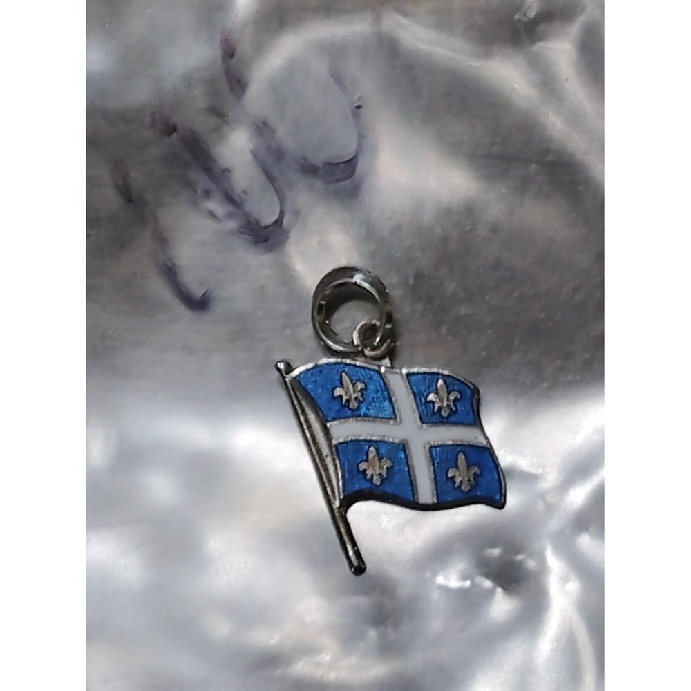 BMCo Sterling Silver Enamel Quebec Flag Charm Pendant Vintage Blue Fleur-de-lis